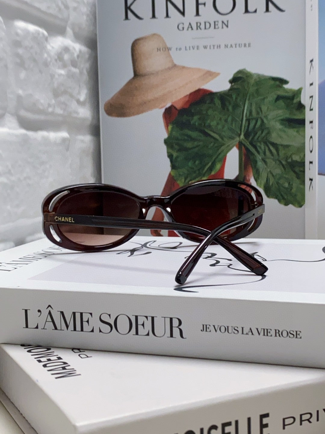 CHANEL 26S OVAL SHAPE IN ACETATE 399837