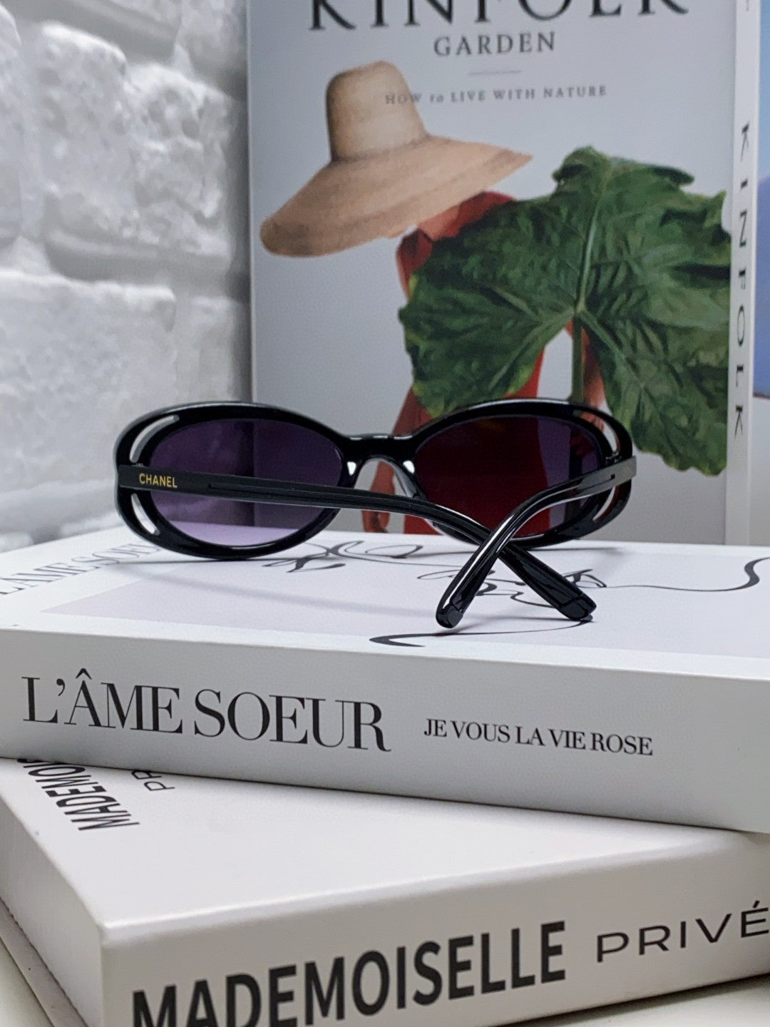 CHANEL 26S OVAL SHAPE IN ACETATE 399840