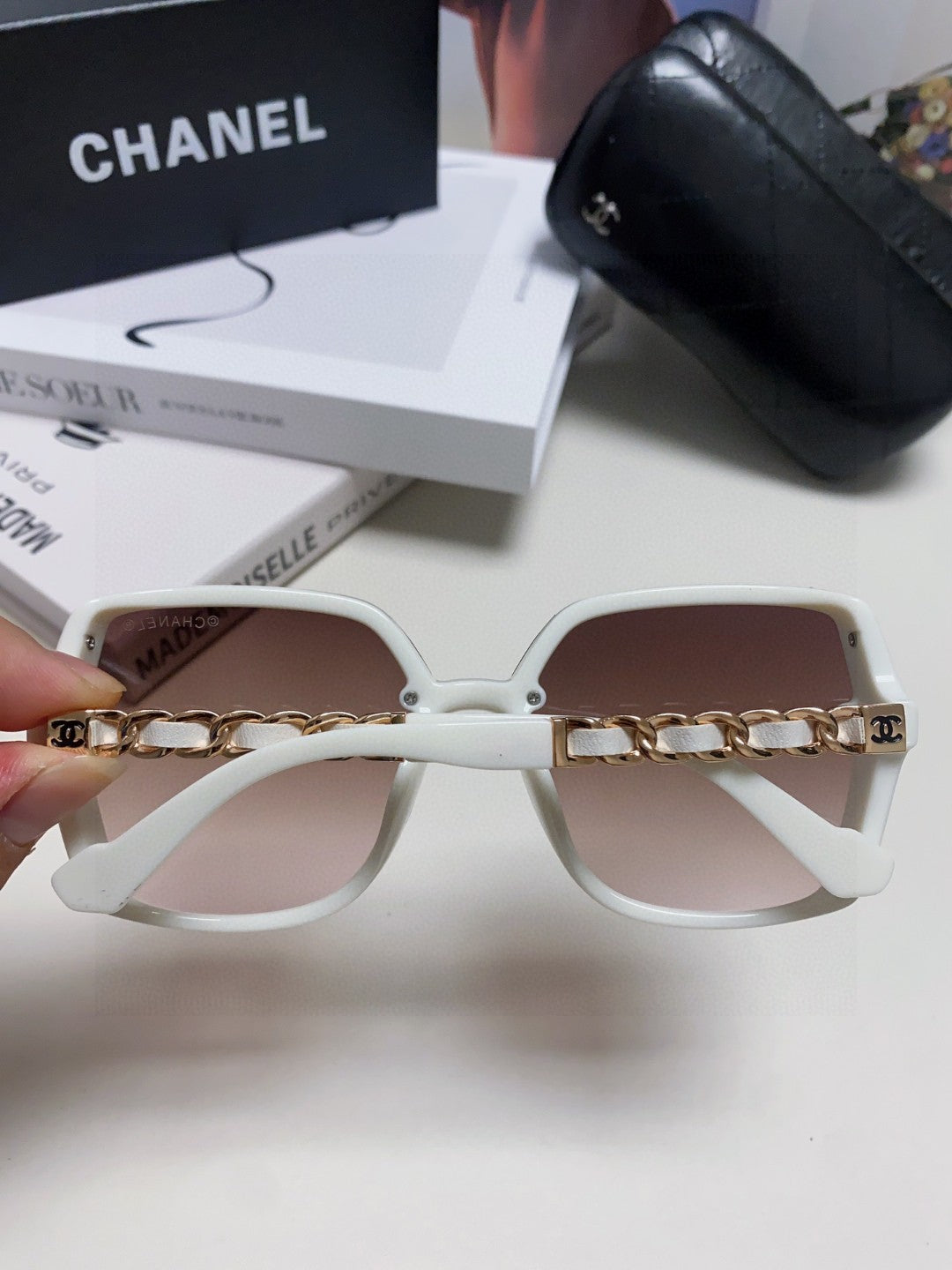 CHANEL 26S SQUARE FRAME IN ACETATE 404620