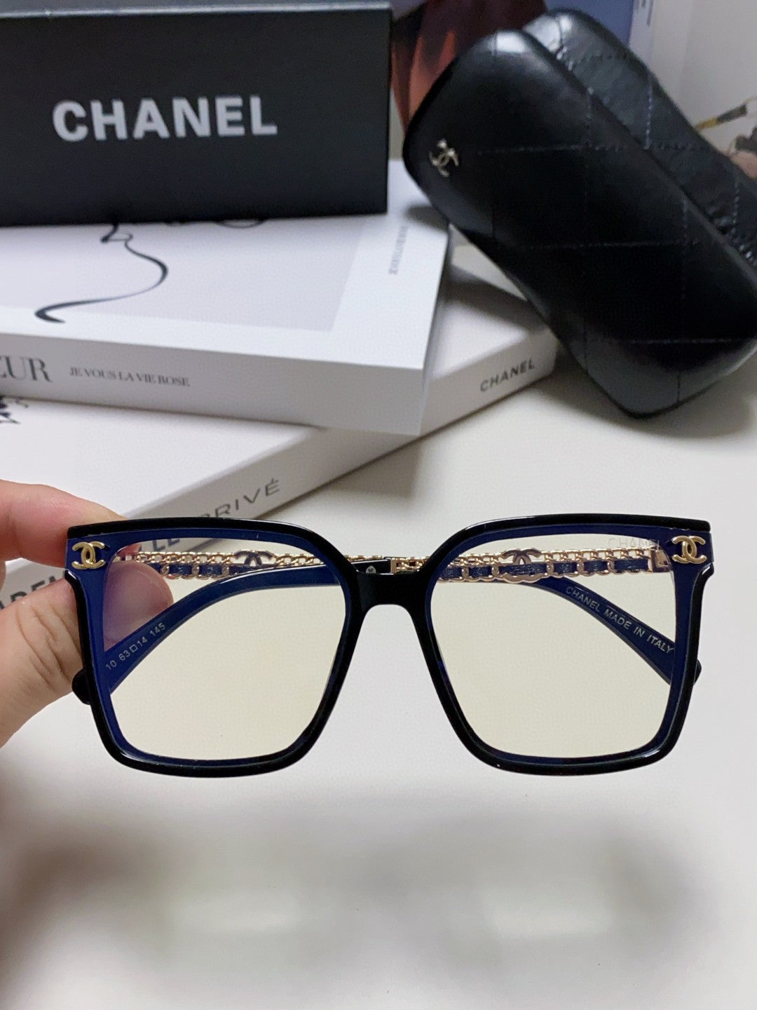 CHANEL 26S ROUNDED SQUARE FRAME IN ACETATE 404627