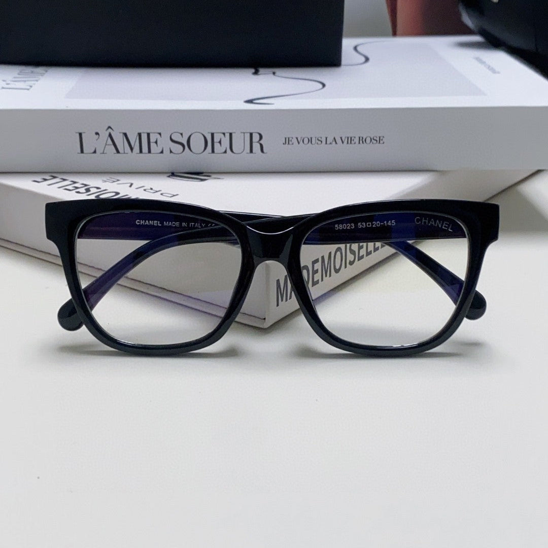 CHANEL 26S ROUNDED SQUARE FRAME IN ACETATE 404635