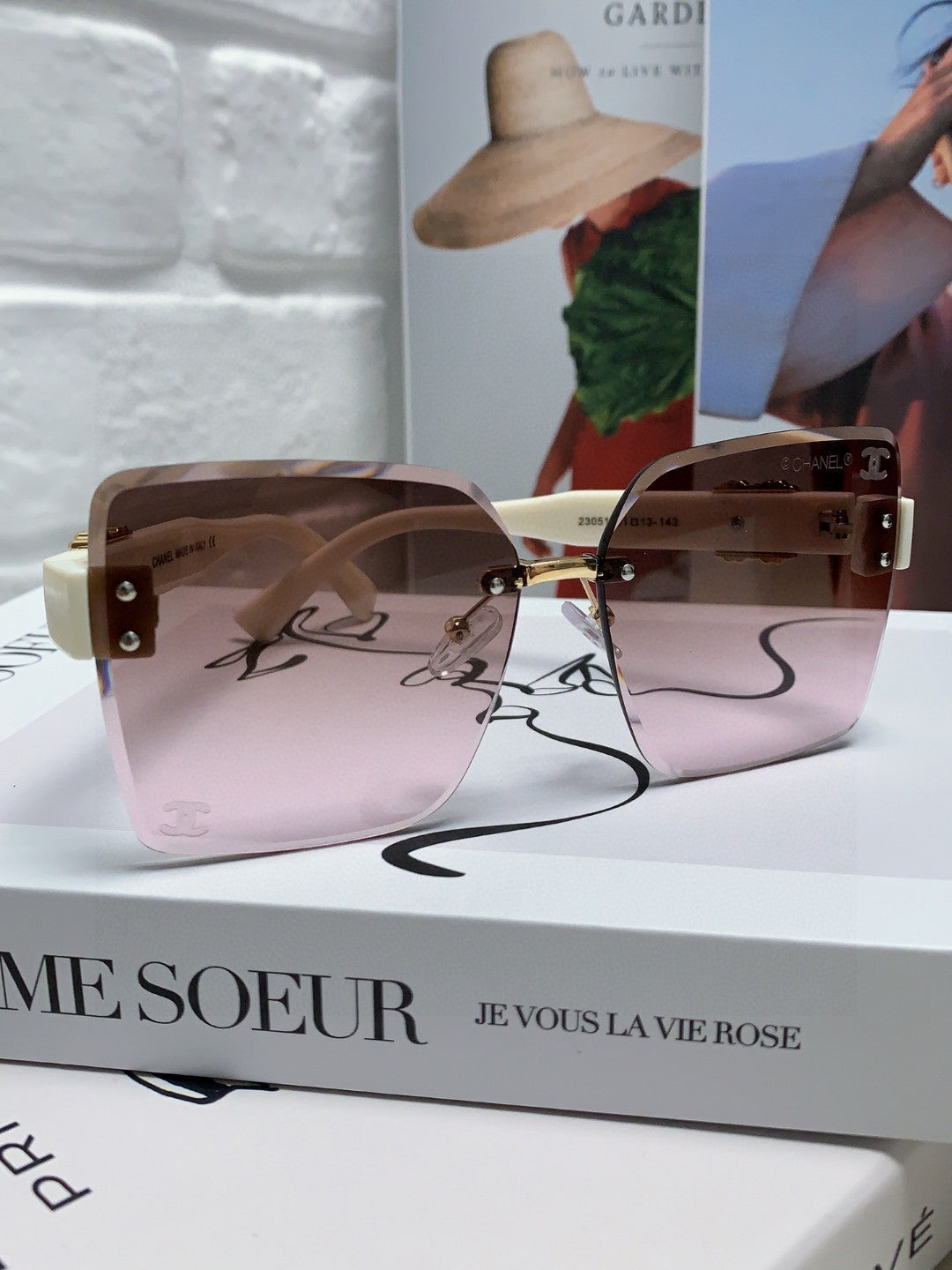 CHANEL 26S OVERSIZE RIMLESS SQUARE FRAME IN ACETATE 404636