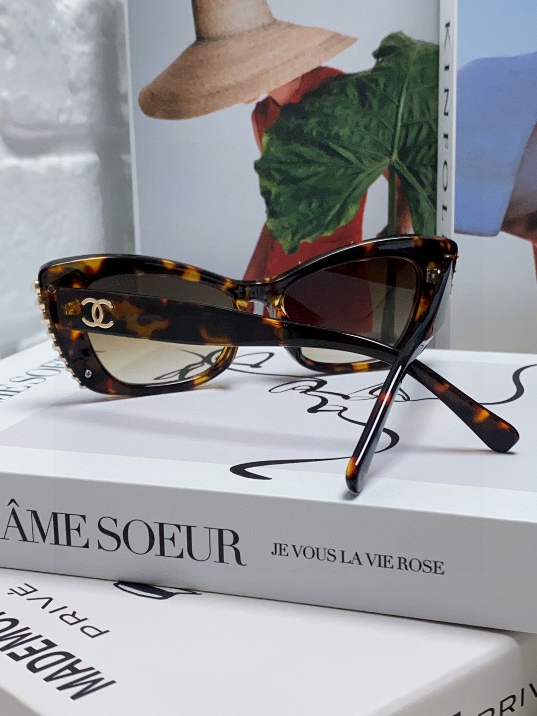 CHANEL 26S SHARP CAT EYE FRAME IN ACETATE 404640