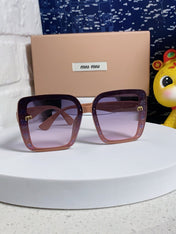 RUNWAY SQUARE SUNGLASSES 563198 IN TAN ROSE ACETATE