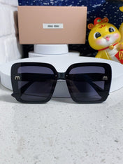 RUNWAY SQUARE SUNGLASSES 563199 IN ACETATE