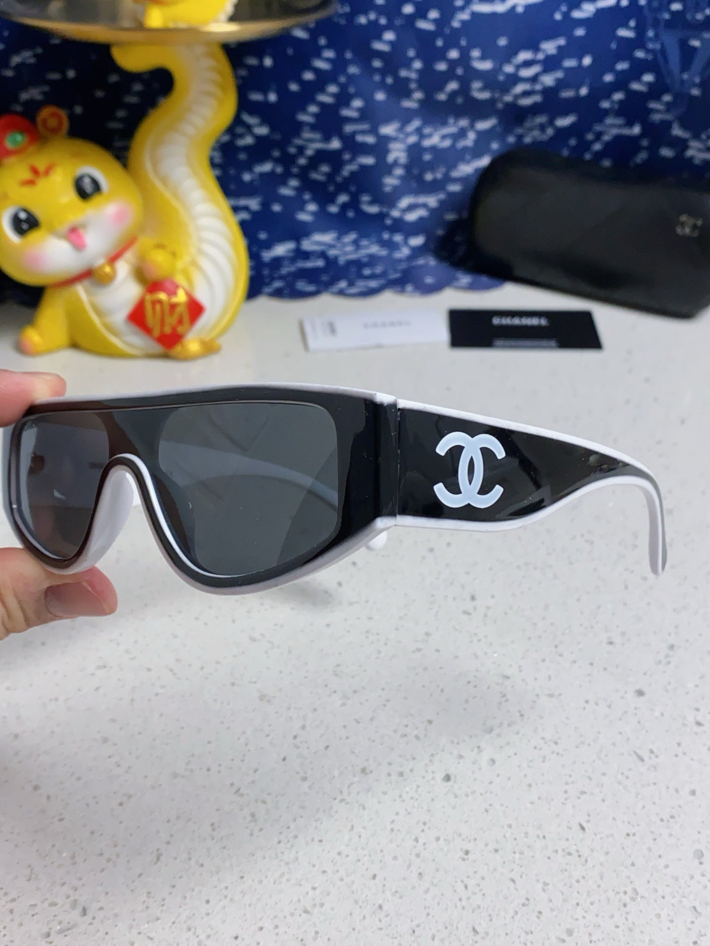 CHANEL 26S SHIELD FRAME IN ACETATE 417173