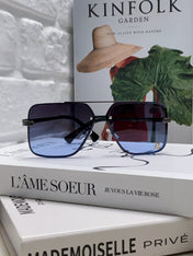 SQUARE SUNGLASSES 570263 IN BLACK METAL GREY SMOKE LENS