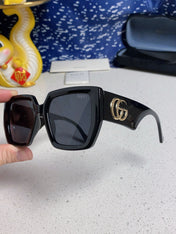 GUCCI 26S OVERSIZED SQUARE FRAME IN ACETATE 424594