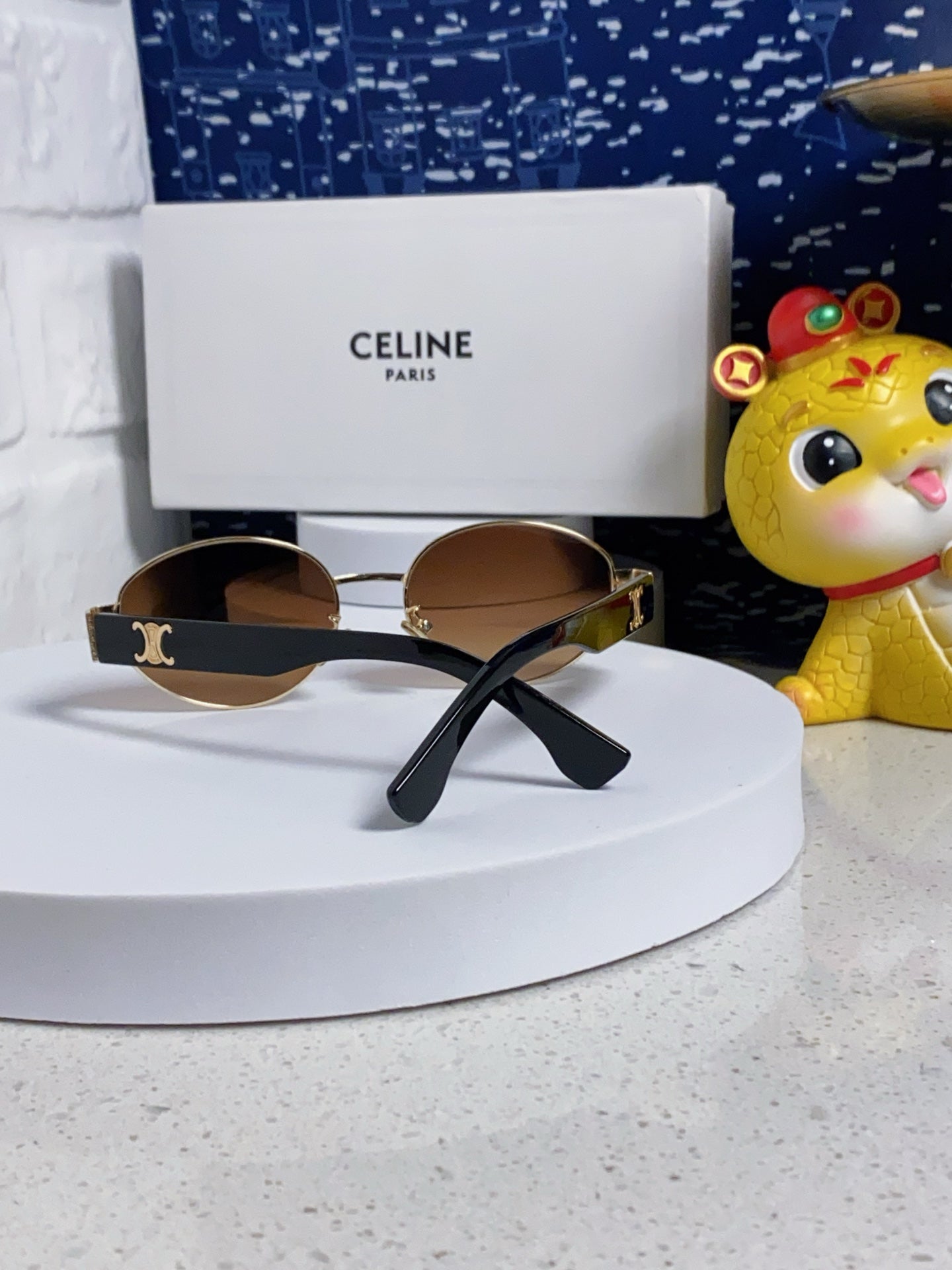 CELINE 26S SHIELD FRAME IN METAL 426339