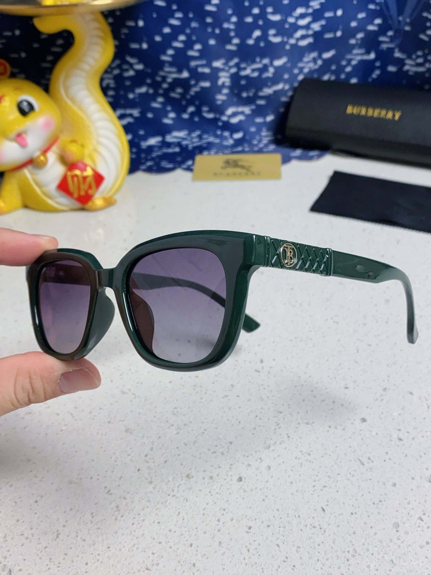 BURBERRY 26S SQUARE FRAME IN ACETATE 426333