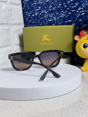 BURBERRY 26S SQUARE FRAME IN ACETATE 426334