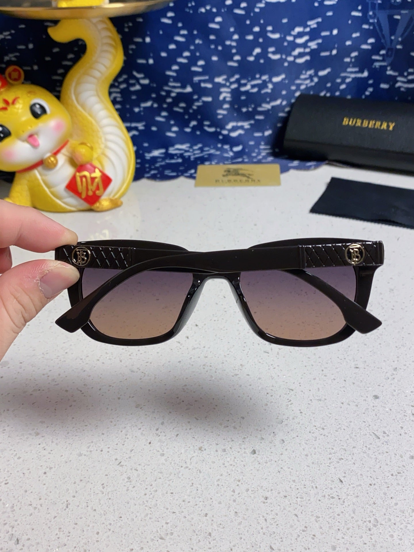 BURBERRY 26S SQUARE FRAME IN ACETATE 426334