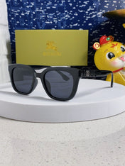 BURBERRY 26S SQUARE FRAME IN ACETATE 426337