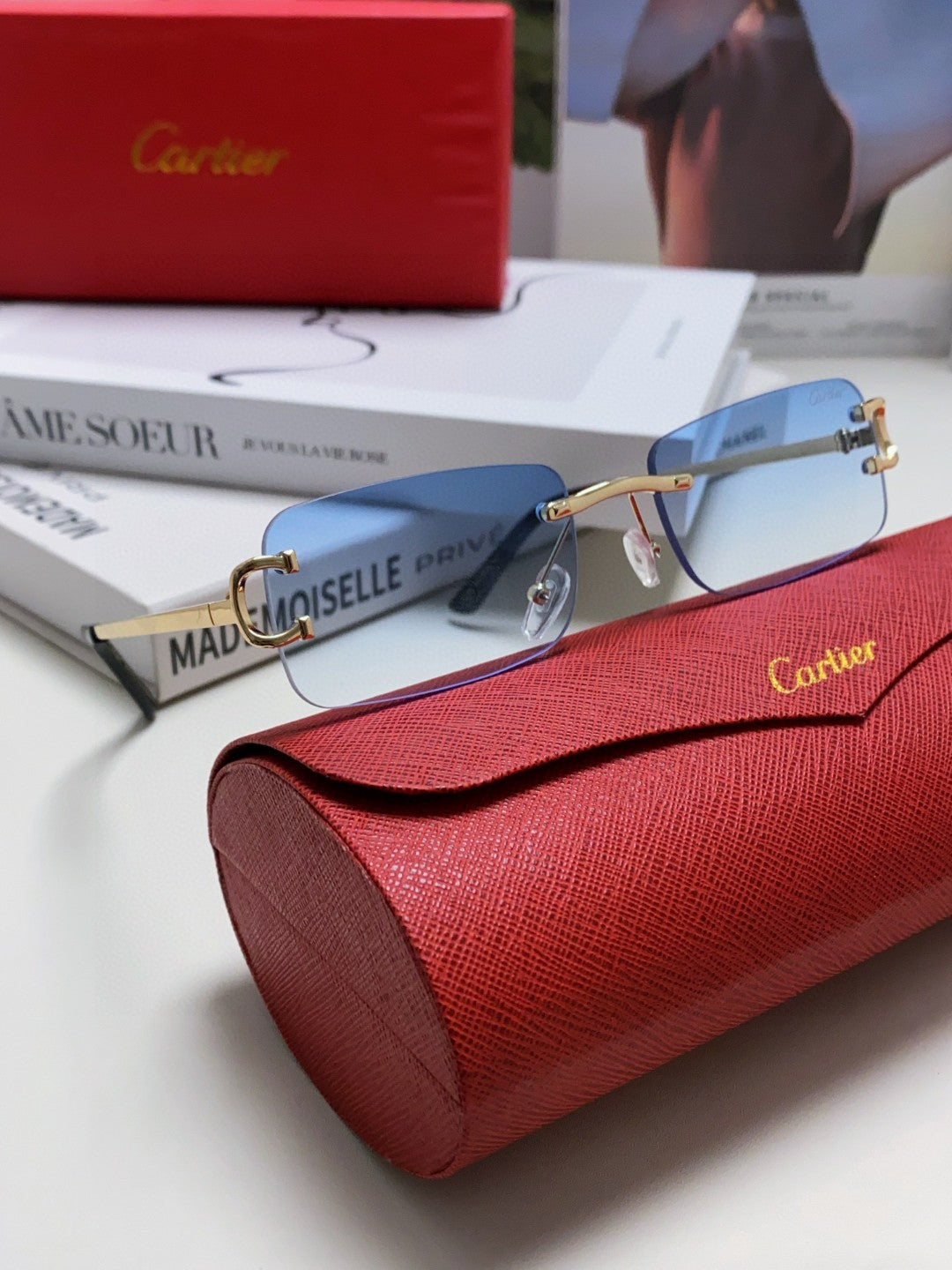 CARTIER 26S RECTANGULAR FRAME IN METAL 443358
