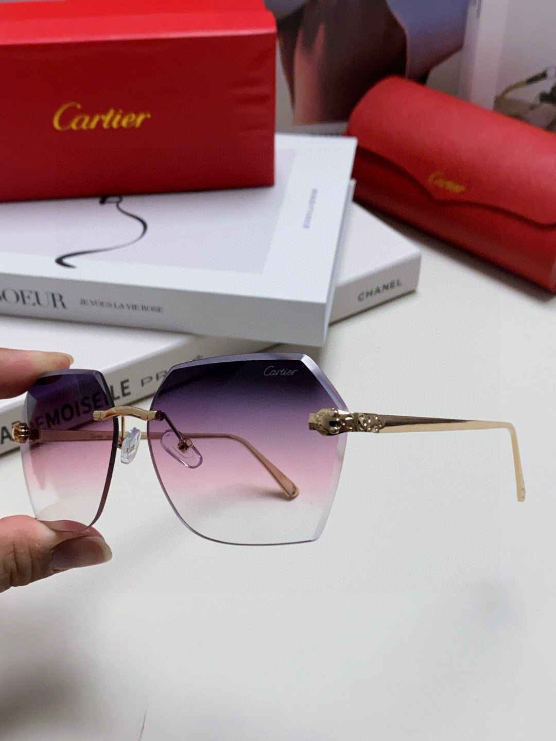 CARTIER 26S GEOMETRIC HEXAGONAL FRAME IN METAL 443365
