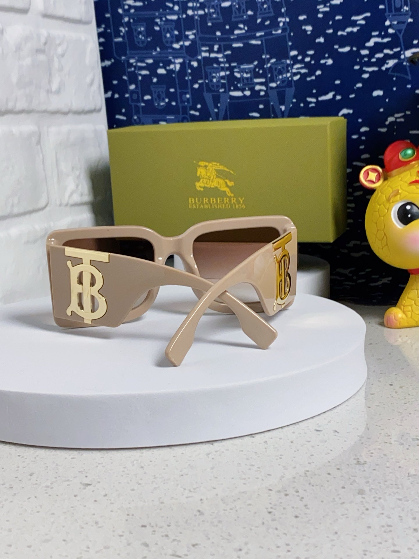BURBERRY 26S SQUARE FRAME IN ACETATE 430891