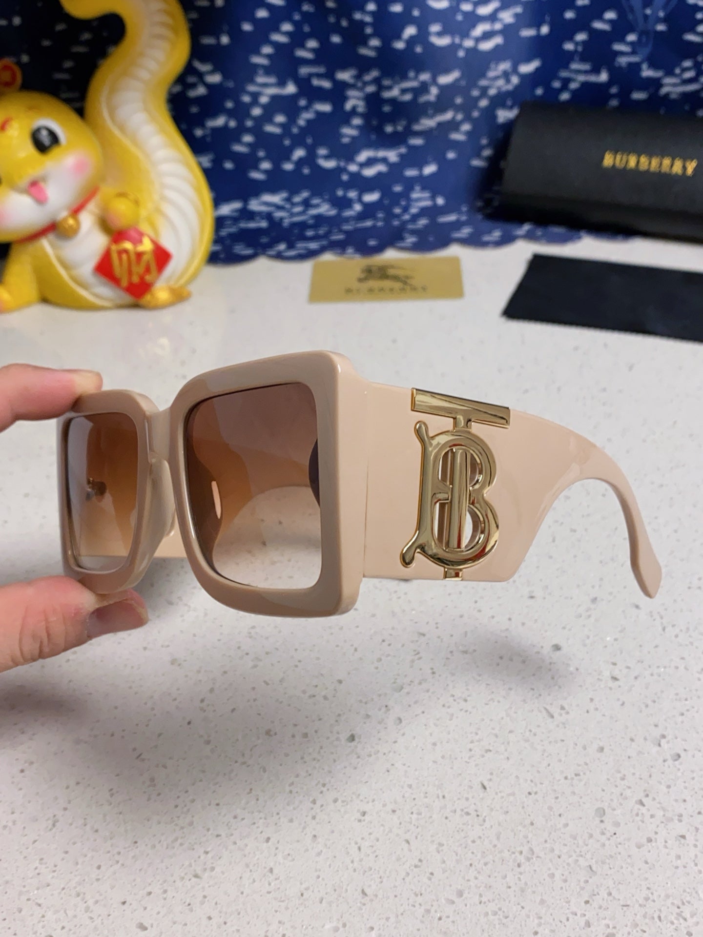 BURBERRY 26S SQUARE FRAME IN ACETATE 430891