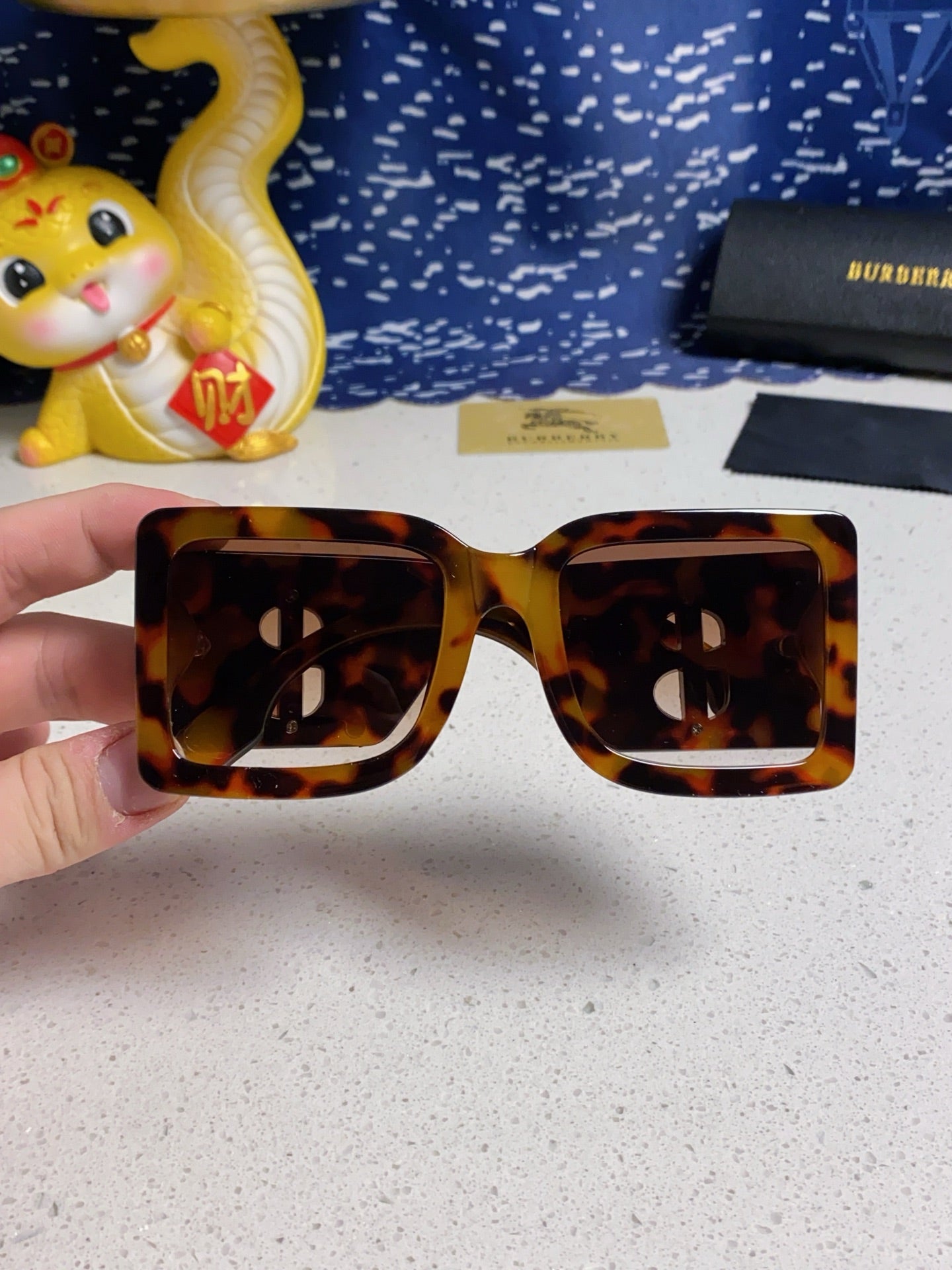 BURBERRY 26S SQUARE FRAME IN ACETATE 430894