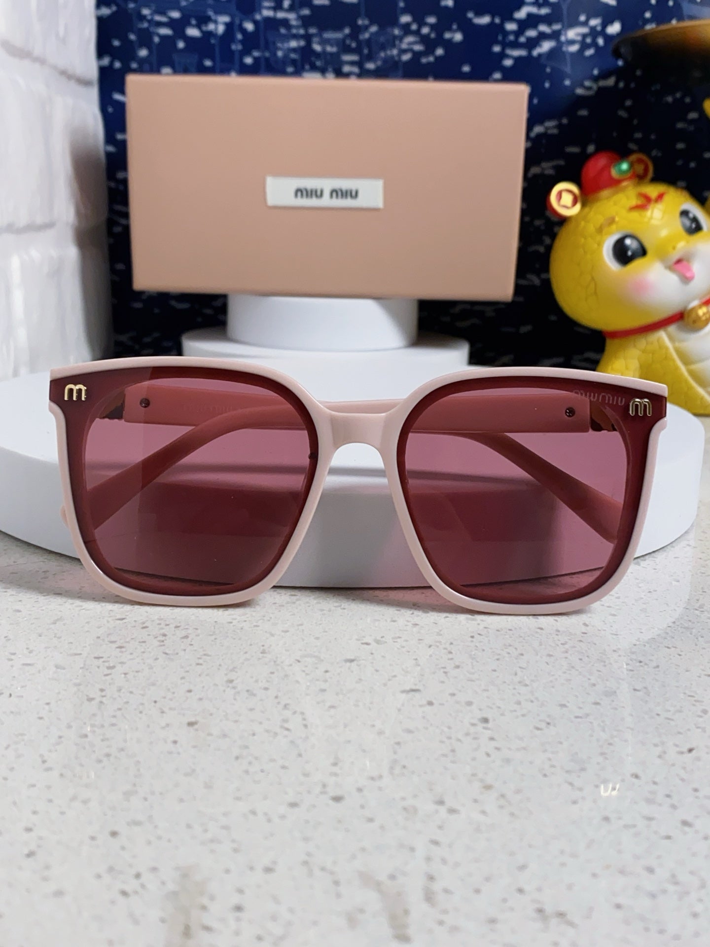 MIUMIU 26S SQUARE FRAME IN ACETATE 404646