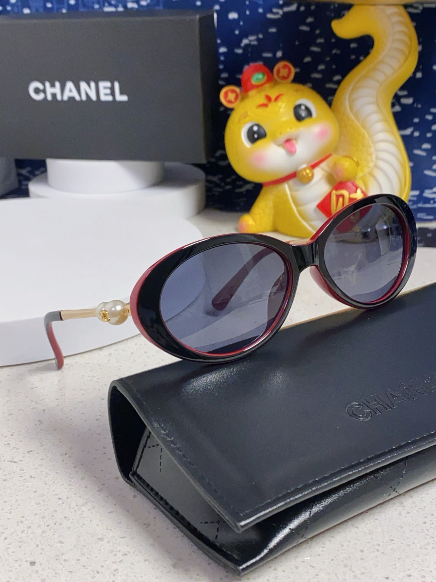 CHANEL 26S OVAL FRAME IN ACETATE 413425