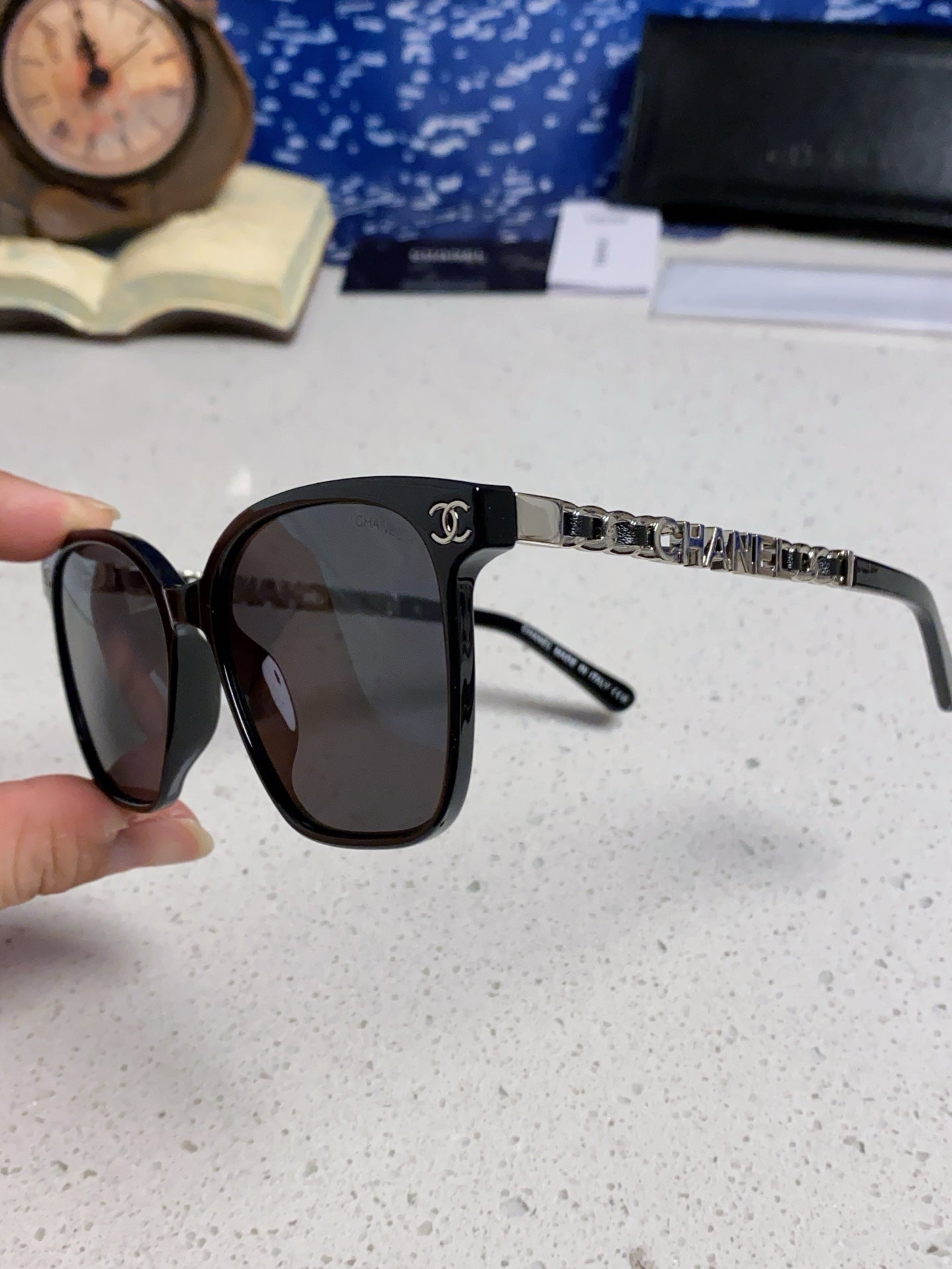 CHANEL 26S SQUARE FRAME IN ACETATE 403125