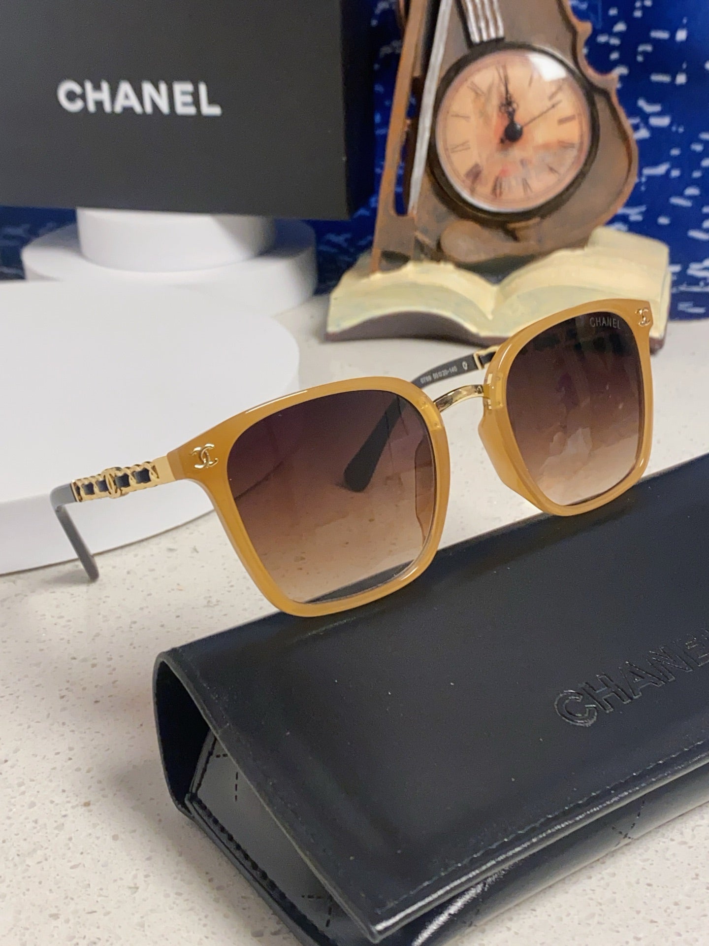 CHANEL 26S SQUARE FRAMES IN ACETATE 399944