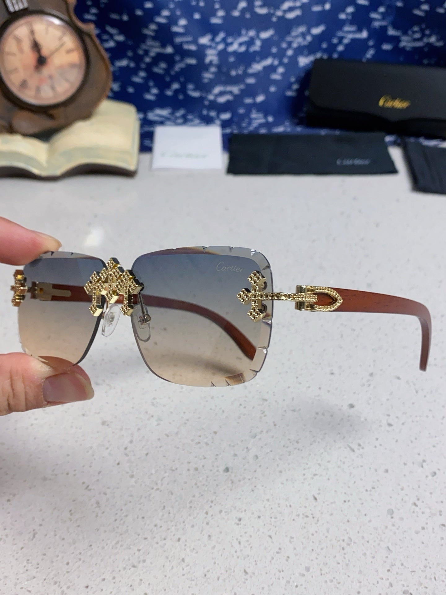 CARTIER 26S RIMLESS RECTANGULAR FRAME IN METAL 436005