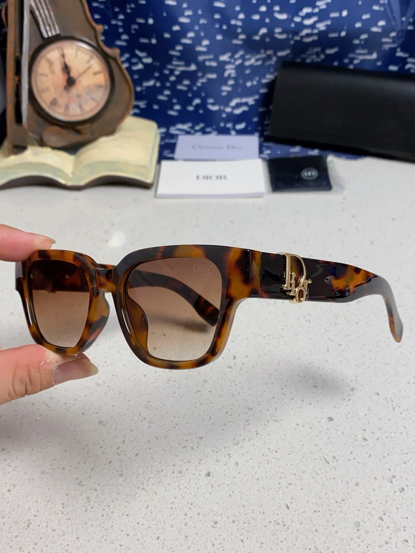 DIOR 26S SQUARE FRAME IN ACETATE 420495