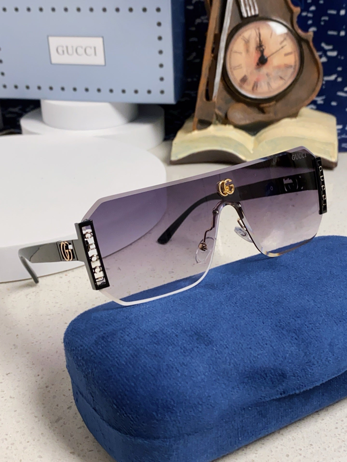 GUCCI 26S OVERSIZED SOLID FRAME IN ACETATE 420474