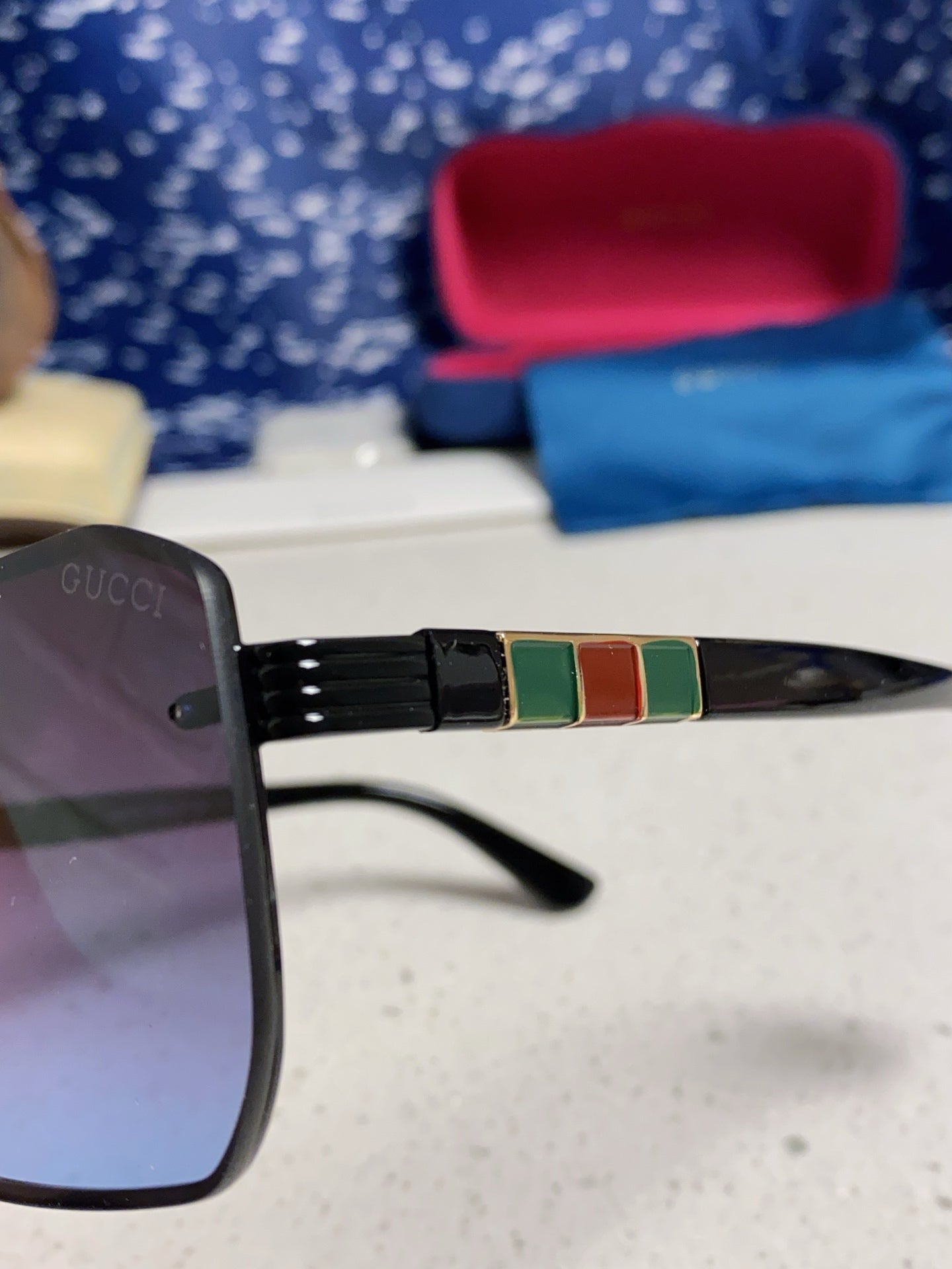 GUCCI 26S SQUARE FRAME IN METAL 420477