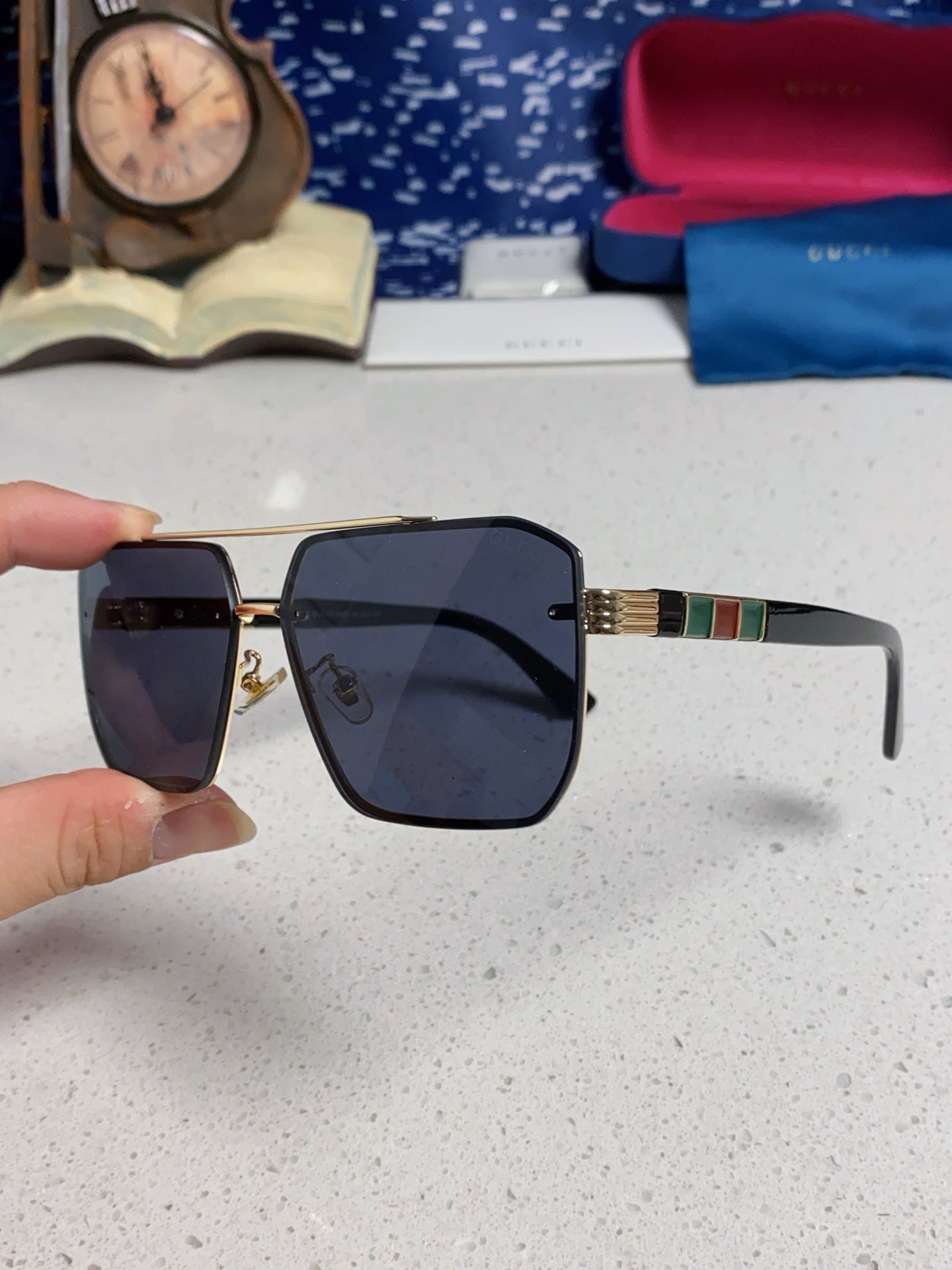 GUCCI 26S SQUARE FRAME IN METAL 420482