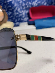GUCCI 26S SQUARE FRAME IN METAL 420482