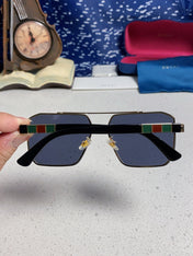 GUCCI 26S SQUARE FRAME IN METAL 420482