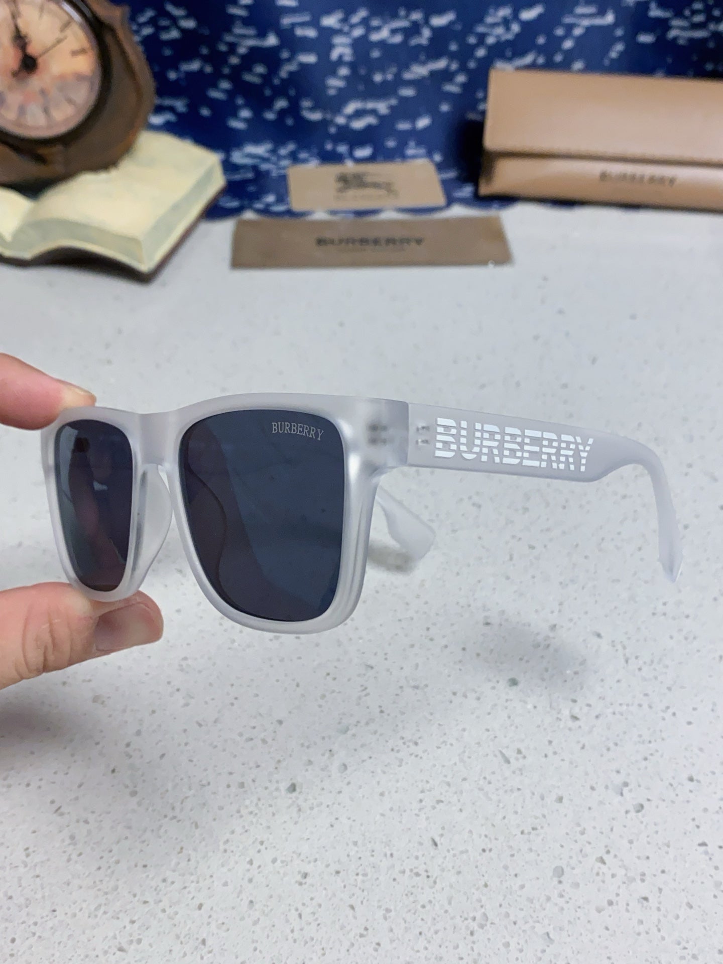 BURBERRY 26S SQUARE FRAME IN ACETATE 404735