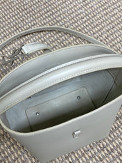 LE 37 SMALL BUCKET BAG 20 IN WHITE CALFSKIN SILVER HARDWARE