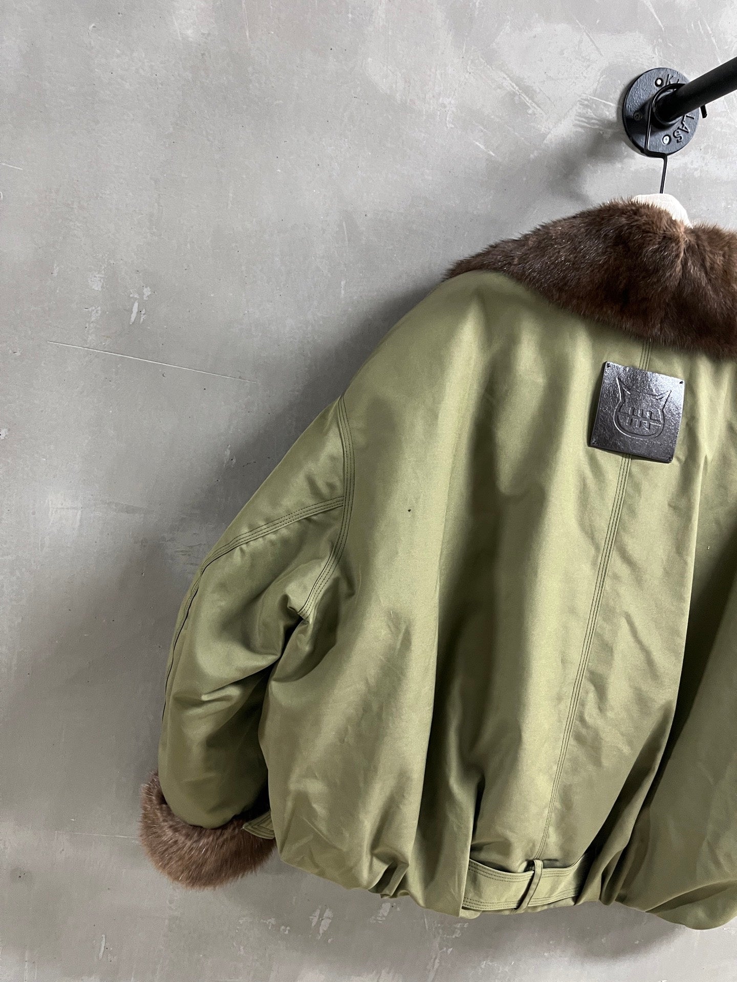 MIUMIU DOWN JACKET STYLE 688