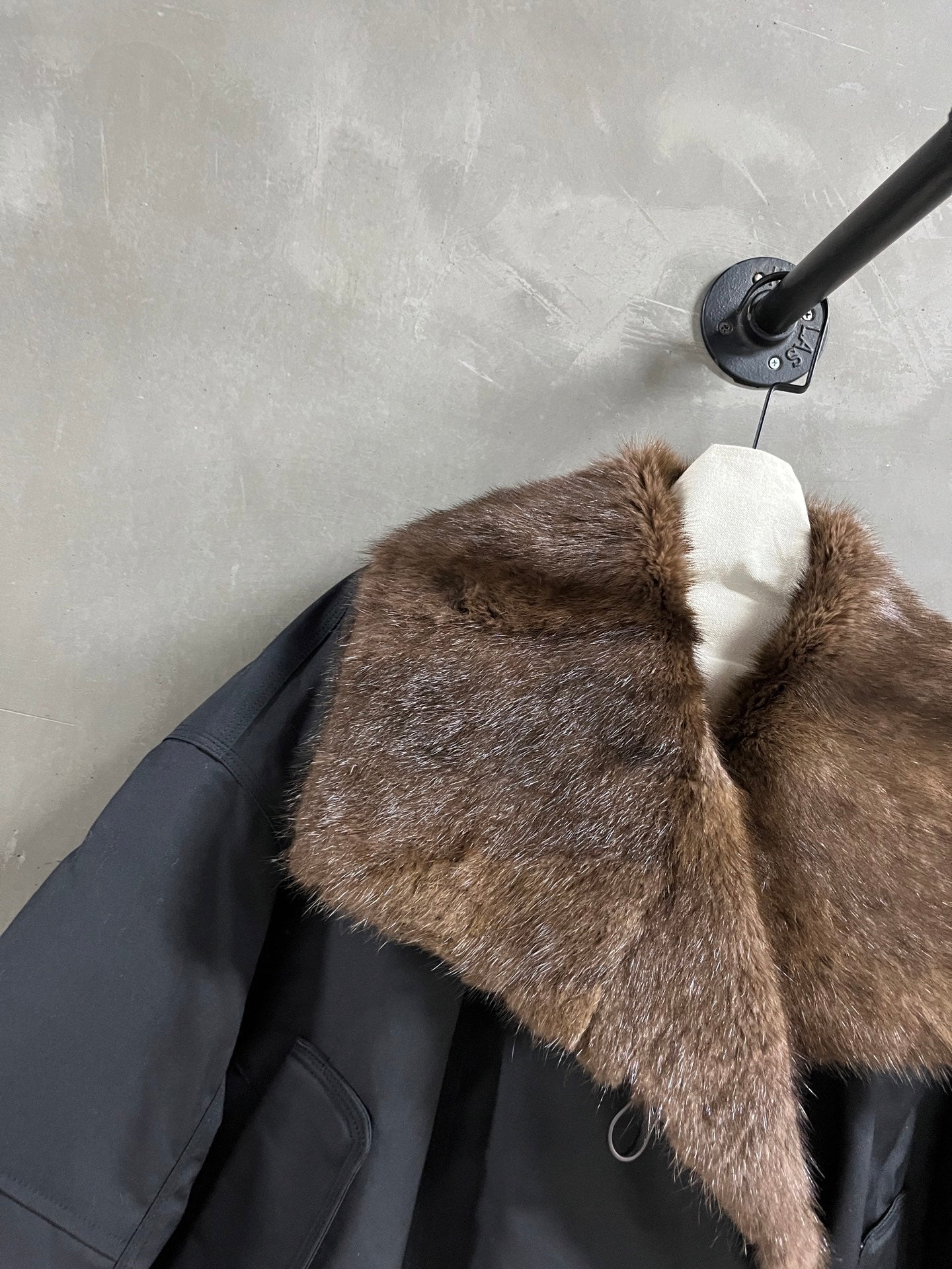 MIUMIU DOWN JACKET STYLE 686