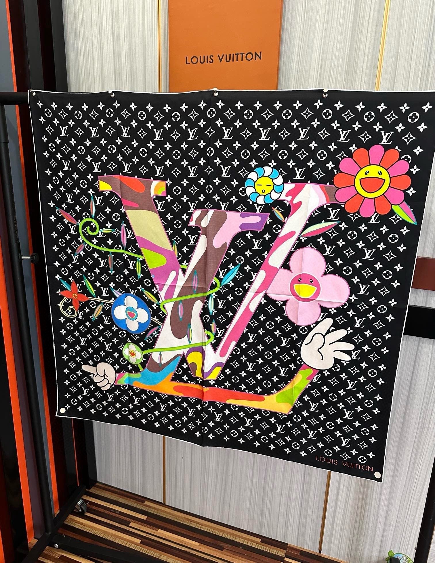 LV SCARF 90 CM IN SILK 10