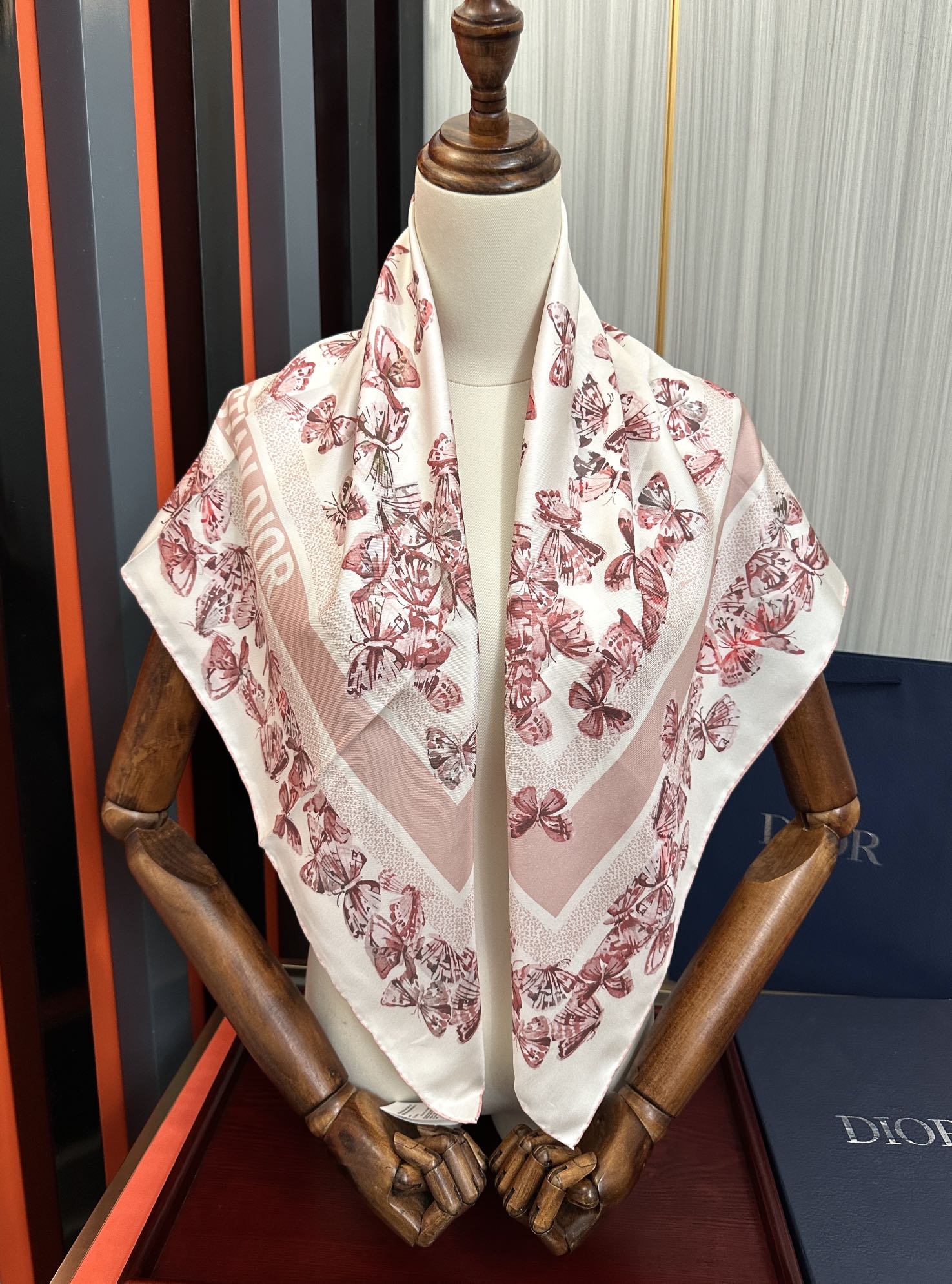DIOR 26S SCARF 90CM IN SILK 295707