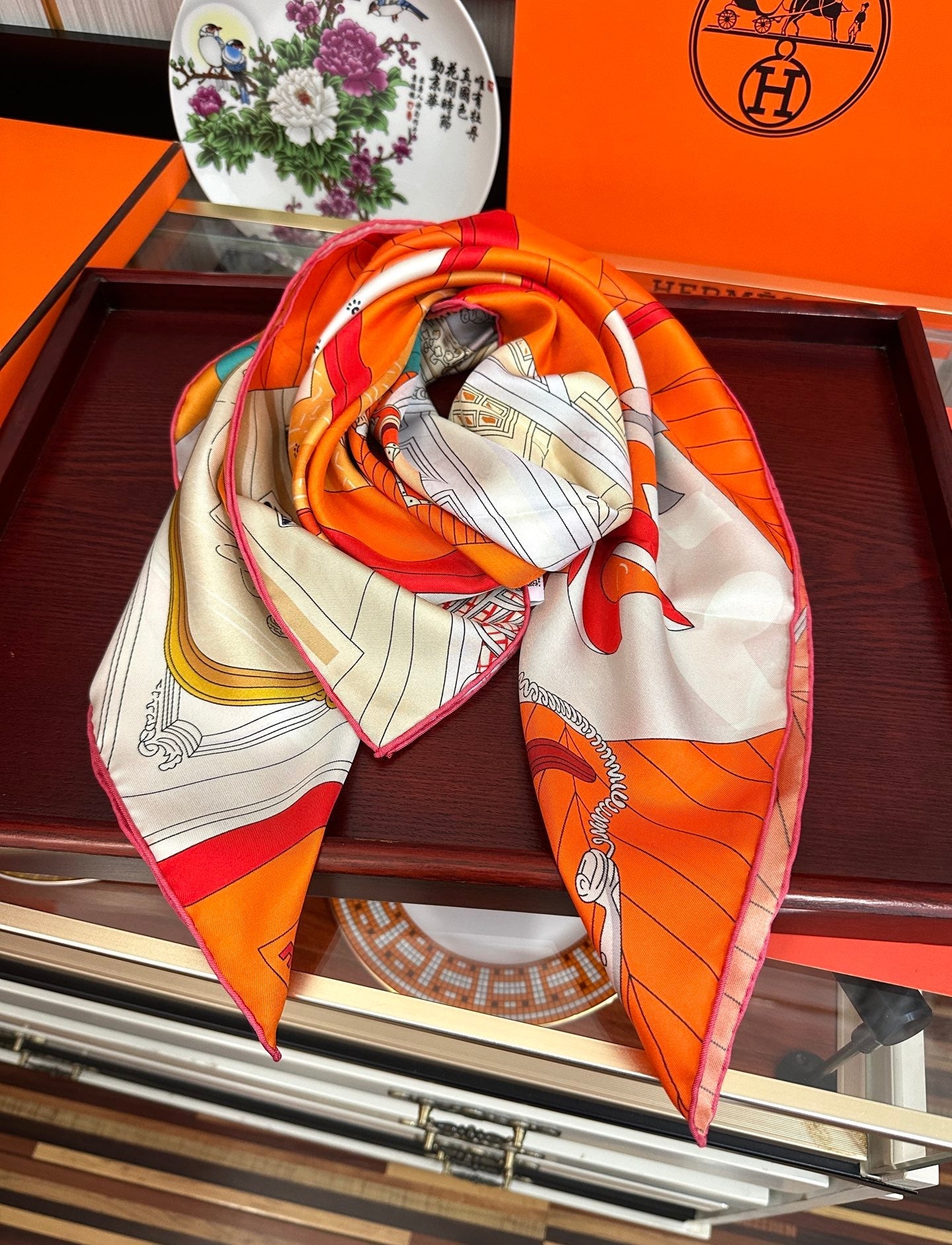 HERMES 26S SCARF 90 IN SILK 303324