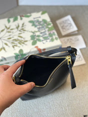 LOE 20 PUZZLE FOLD POUCH IN BLACK NAPPA CALFSKIN