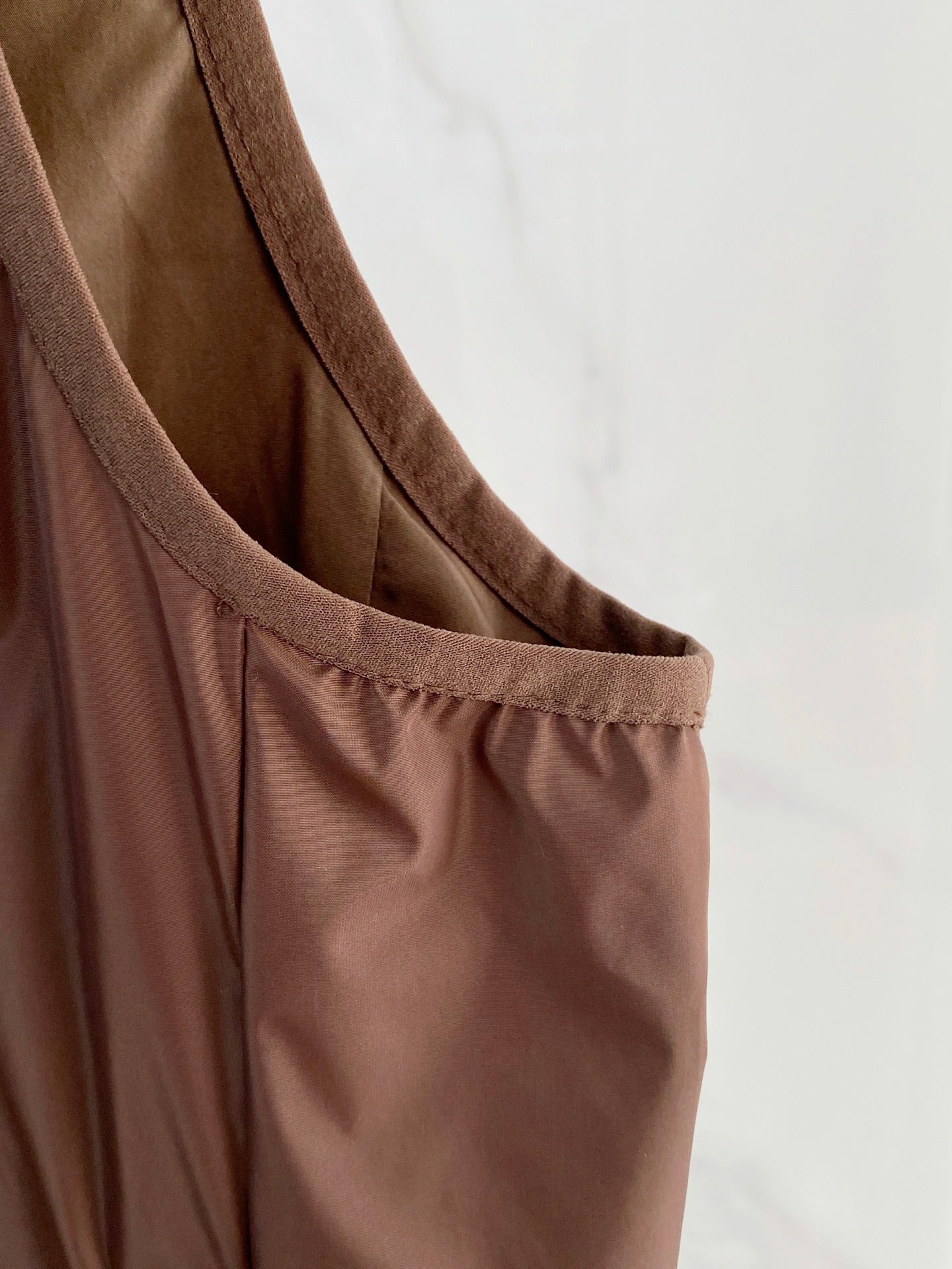 PRADA 26S SLEEVELESS HOODED JACKET 785