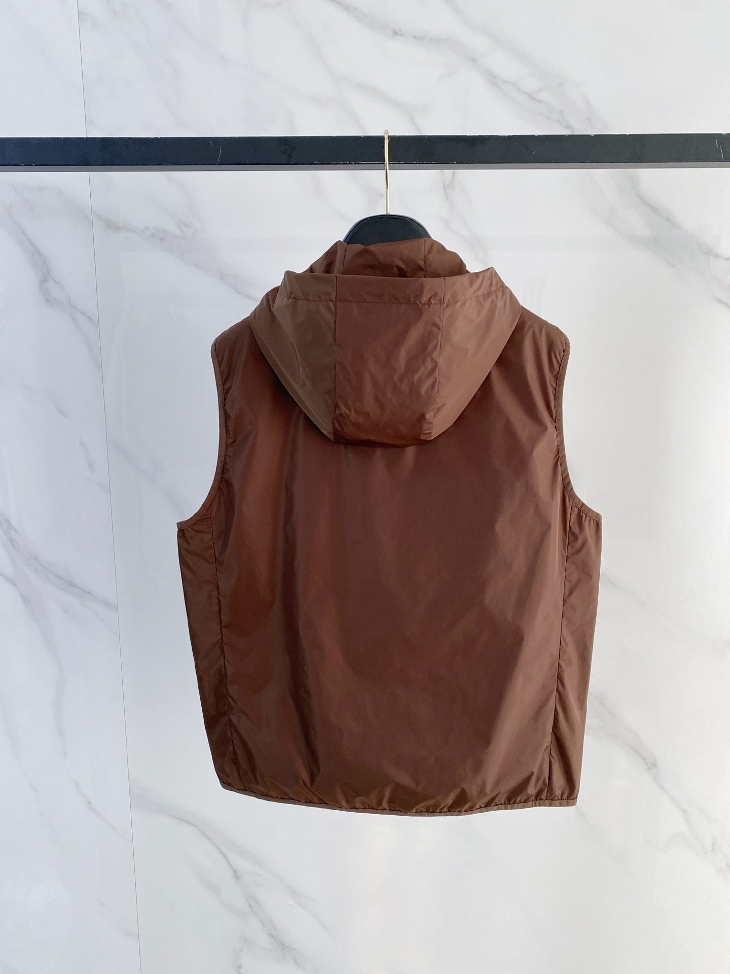 PRADA 26S SLEEVELESS HOODED JACKET 785