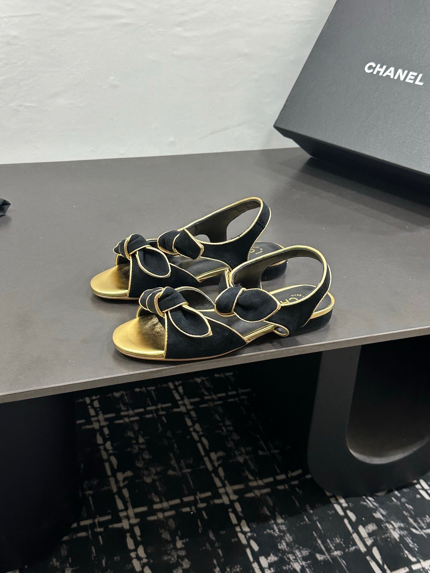 CHANEL 26S BOW SANDALS IN BLACK MIX GOLD SATIN