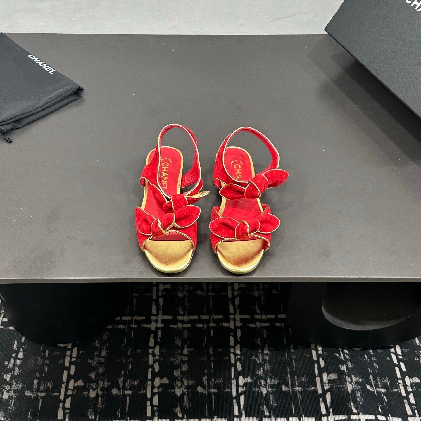 CHANEL 26S BOW SANDALS IN RED AND GOLD SUEDE