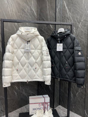 MONCLER 25S JACKET IN BLACK 052