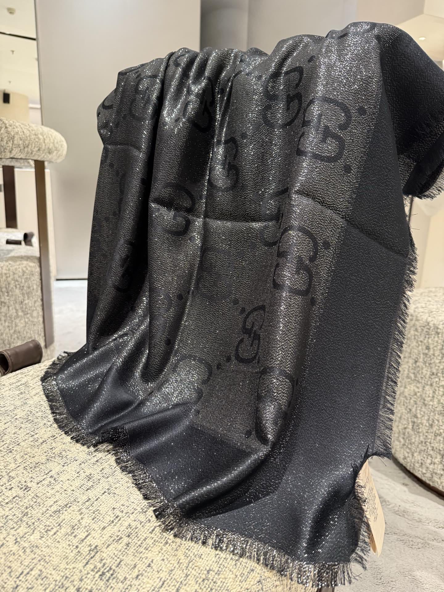 GUCCI 26S SCARF 140 IN CASHMERE AND SILK 309396