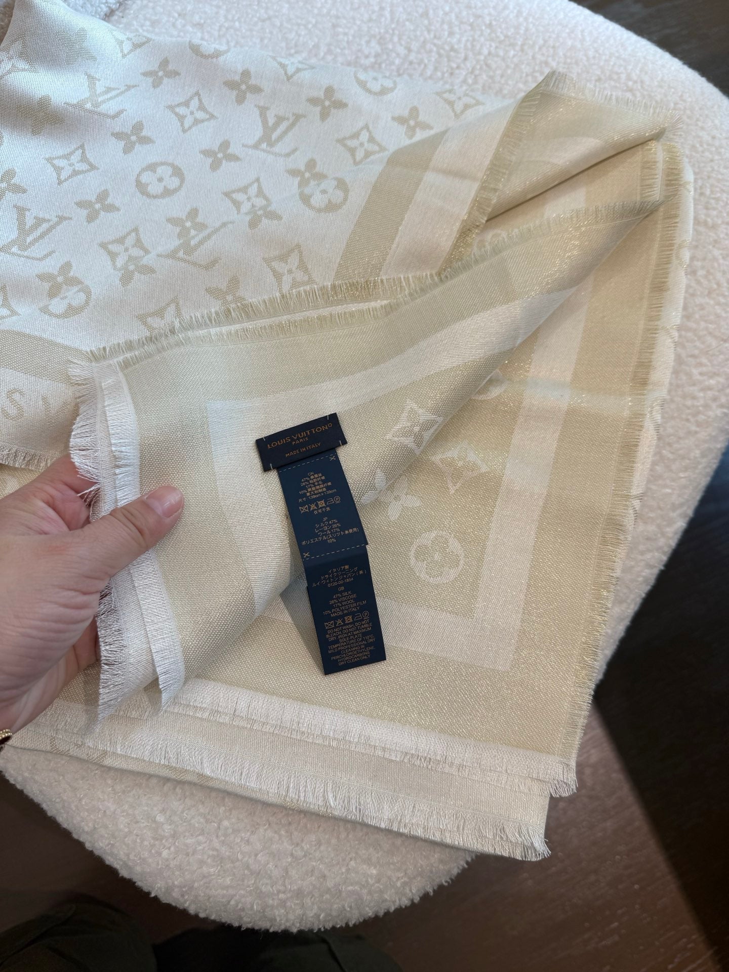 LV 26S SCARF 140 IN CASHMERE 318384