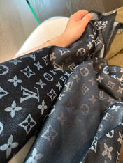 LV 26S SCARF 140 IN CASHMERE 318386