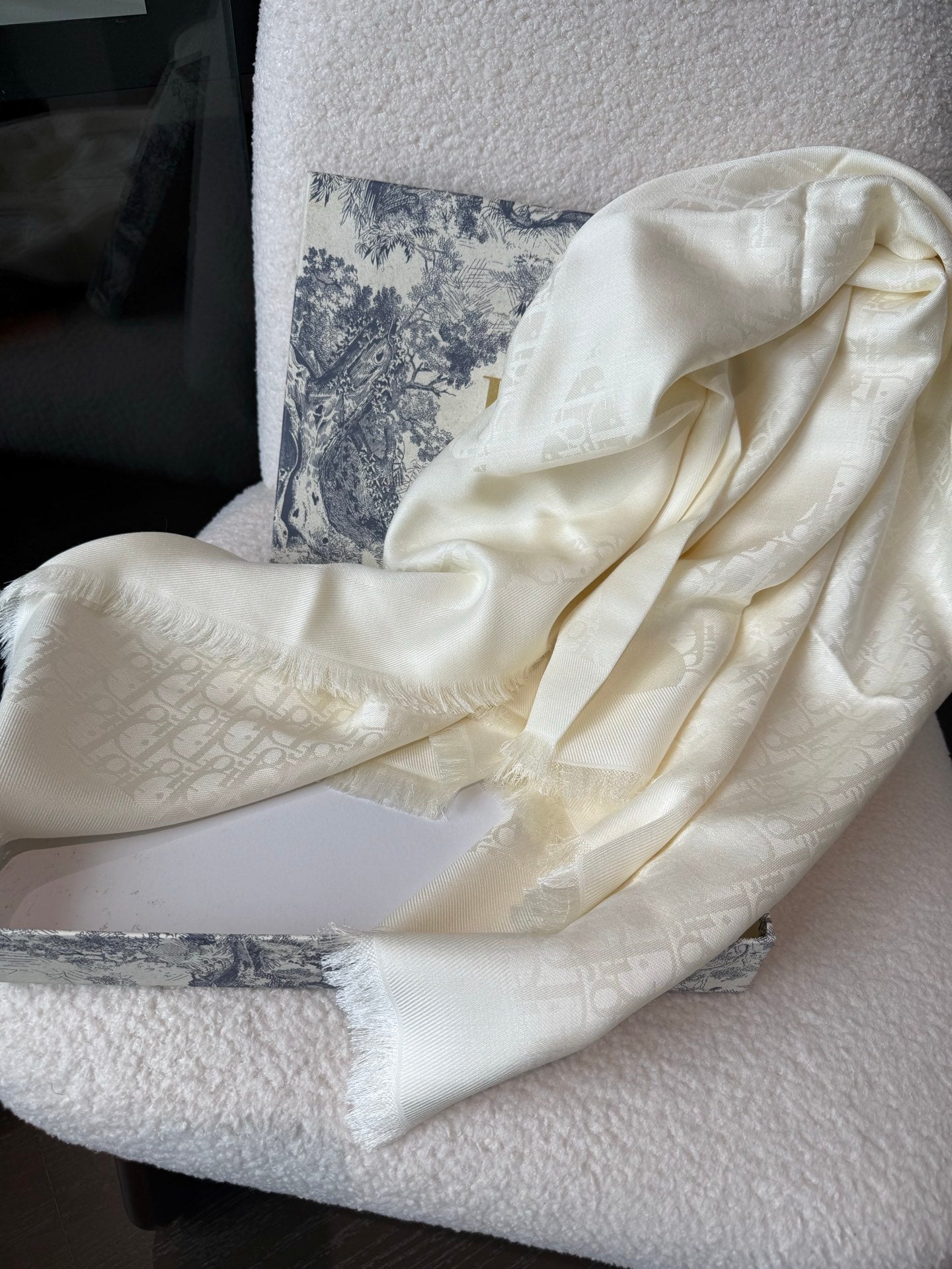 DIOR 26S SCARF 120 IN CASHMERE AND SILK 427392